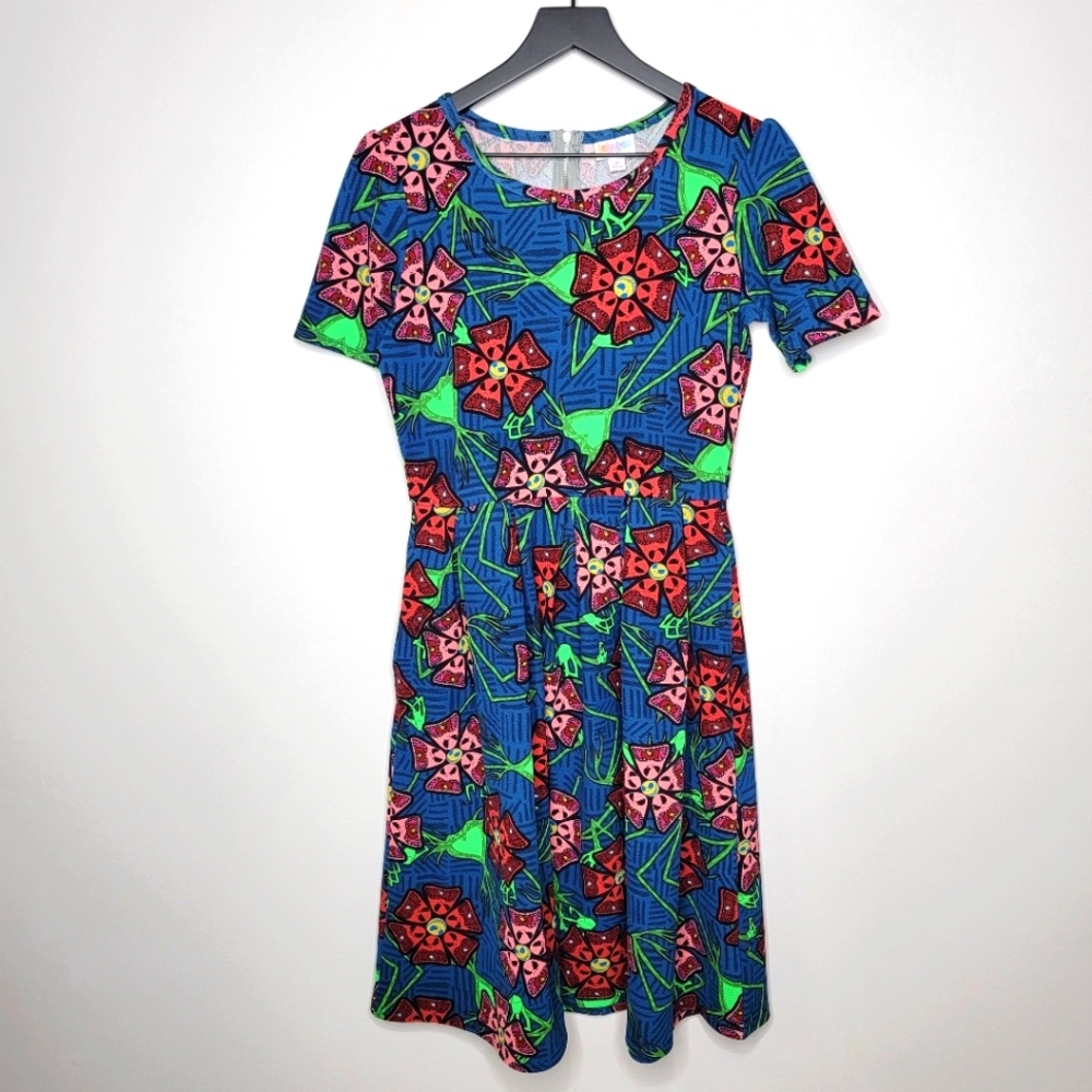 Disney's The Nightmare Before Christmas Dress Size Medium LuLaRoe Amelia Dress